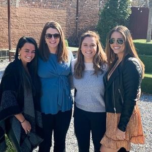 Meet your Posher, Lucy